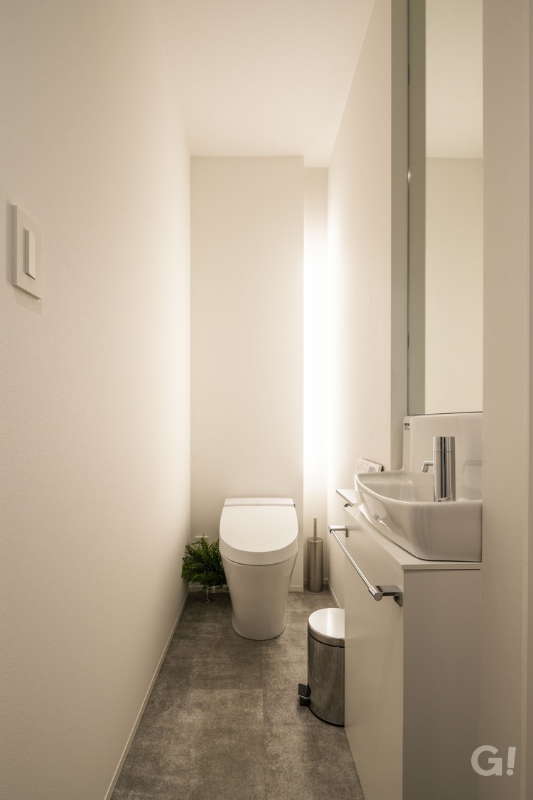 シュウハウスモデルハウス｜真っ白いトイレ