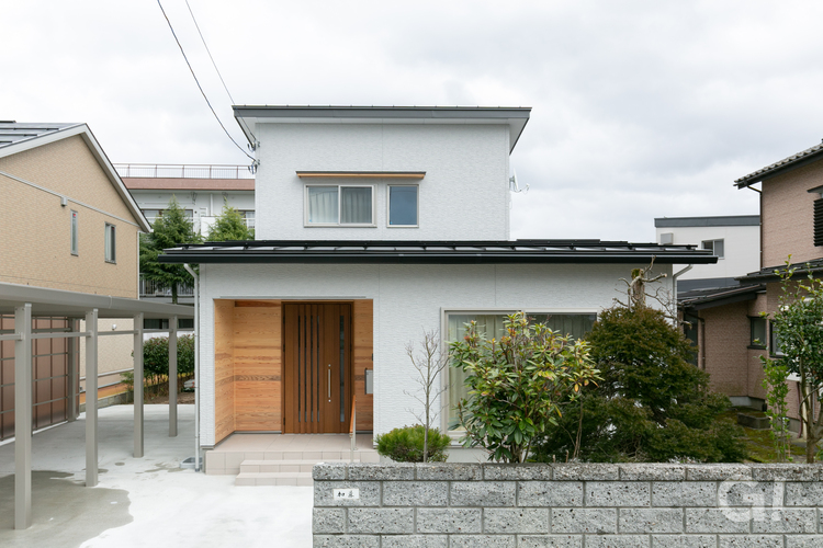 雪国中越で安心して暮らせる自然素材の家が長岡市に完成しました。