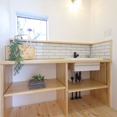 おしゃれなだけでなく便利な洗面所