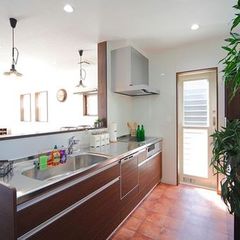 シンプルシックなキッチンエリア