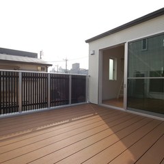 大きなルーフテラス