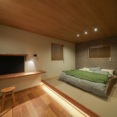 和モダンな寝室
