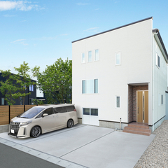 収納もバッチリなシンプルハウス