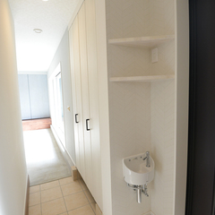 シンプルモダンな玄関は群馬県伊勢崎市のリッケンハウジング(RIKKEN HOUSING)まで！