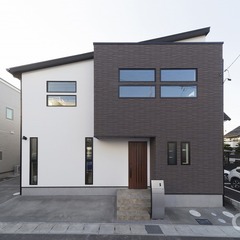 静岡市葵区　スタイリッシュな外観デザインの家