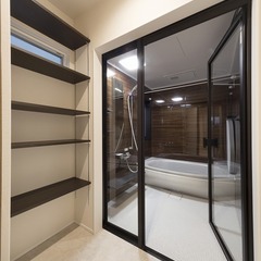 静岡県藤枝市　パントリー・室内干し、家事楽アイディアいっぱいの家