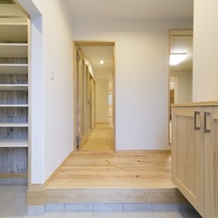 静岡市葵区　ナチュラルテイストの無垢材いっぱいの家