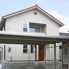 長岡市にかわいい南欧風の自然素材のお家が完成しました。