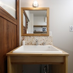 ハウスカがつくるサーファーズハウスの洗面は好きを詰め込んだ空間に。