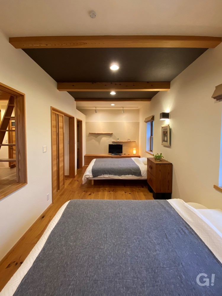 自然素材で優しい雰囲気の寝室
