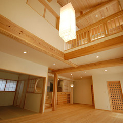 木の香りが漂い優しい気持ちになれる空間演出