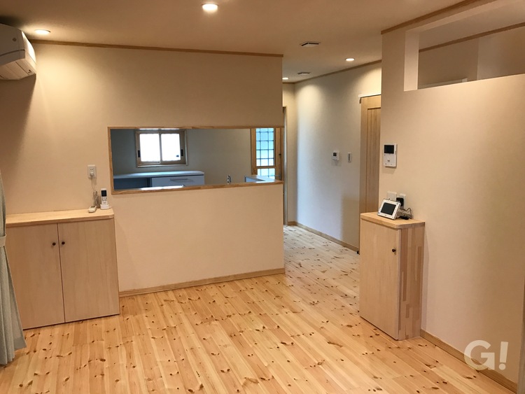 自然素材に囲まれたリビングで深呼吸【千葉県我孫子市青山都市建設】