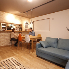 壁クロス室内ドアフロア材などのデザイン カラーをお選び頂けます。