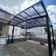 大切なお車を雨風からお守りします。