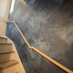 落ち着いた色遣いの 高級感あるインテリア