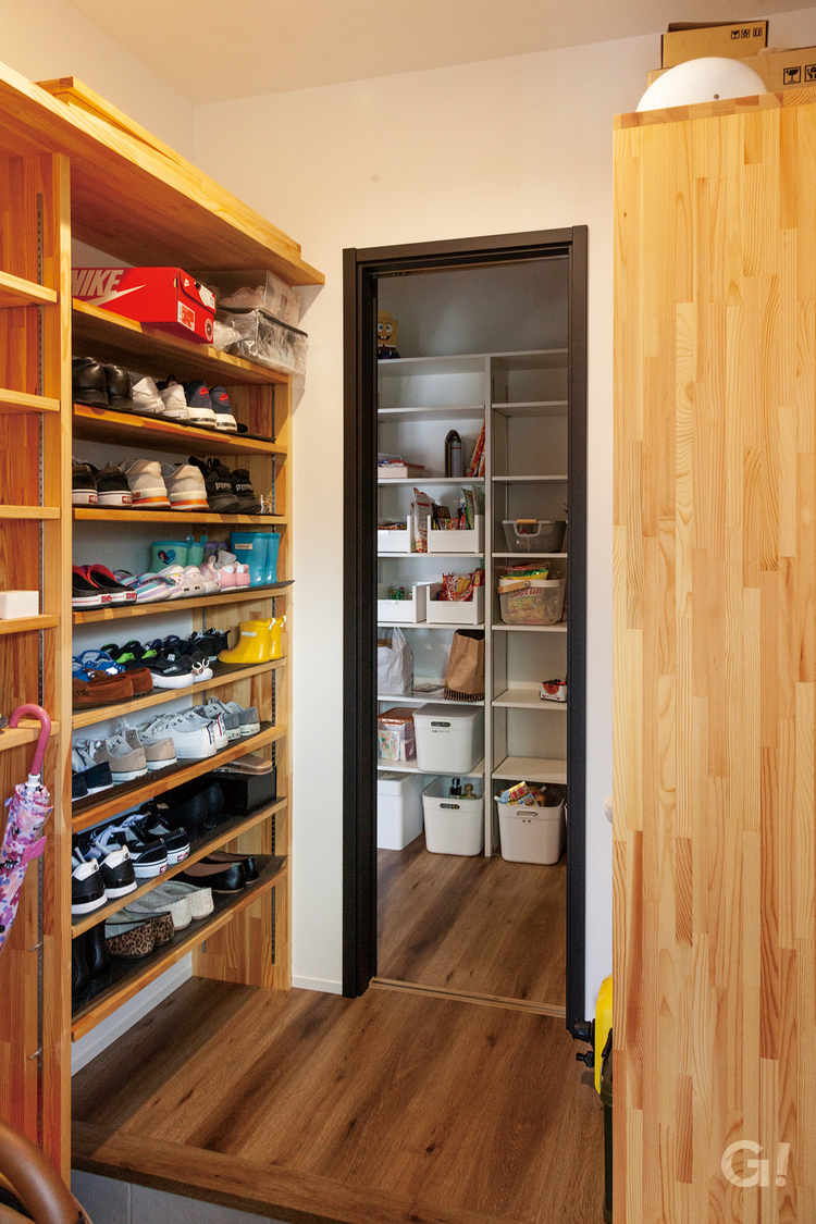 シューズクローク