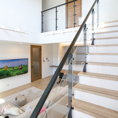 リビング内階段
