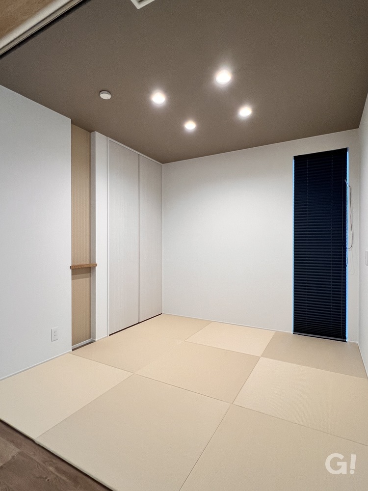 『LDKとフラットに繋がる空間！和の癒しを届けてくれるシンプルモダンな畳スペース』の写真