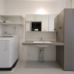 スムーズな動線で使い勝手抜群◎洗練された空間に大満足できるシンプルな洗面室