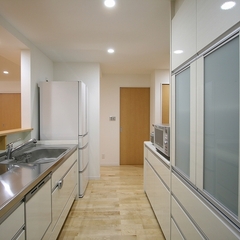注文住宅の機能性とデザイン性を兼ね備えたキッチンスペース