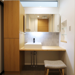 注文住宅の高級感漂うホテルライクが嬉しい造作洗面カウンター