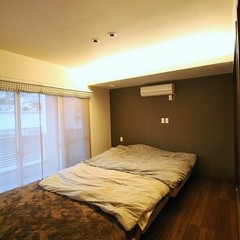 注文住宅のラグジュアリーな雰囲気漂うホテルライクな寝室