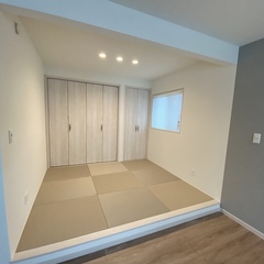 優しい空間がいい！琉球畳の市松模様が美しく魅せてくれるシンプルモダンな和室