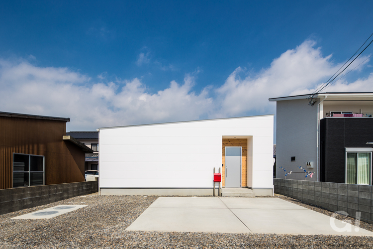 シンプルな外観