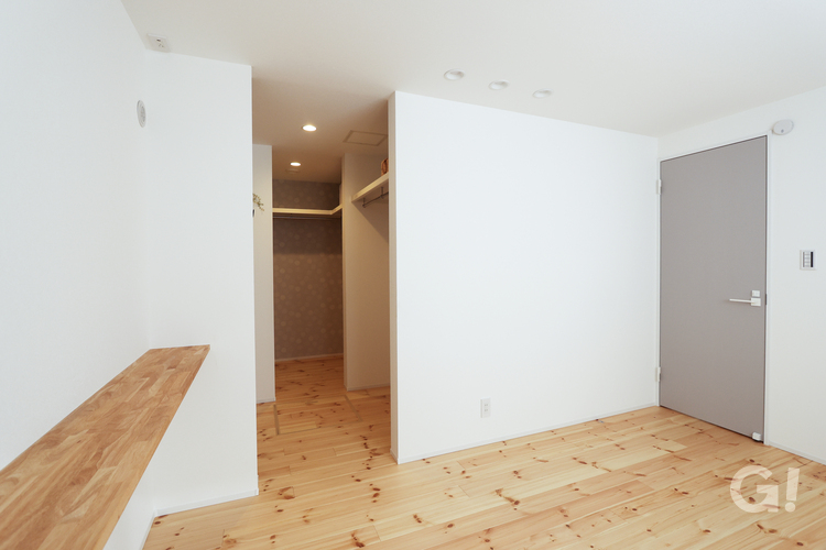 お庭とつながる家　主寝室