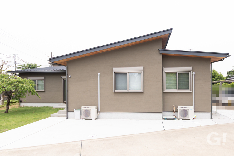 家族の距離がちょうどいい二世帯住宅　外観