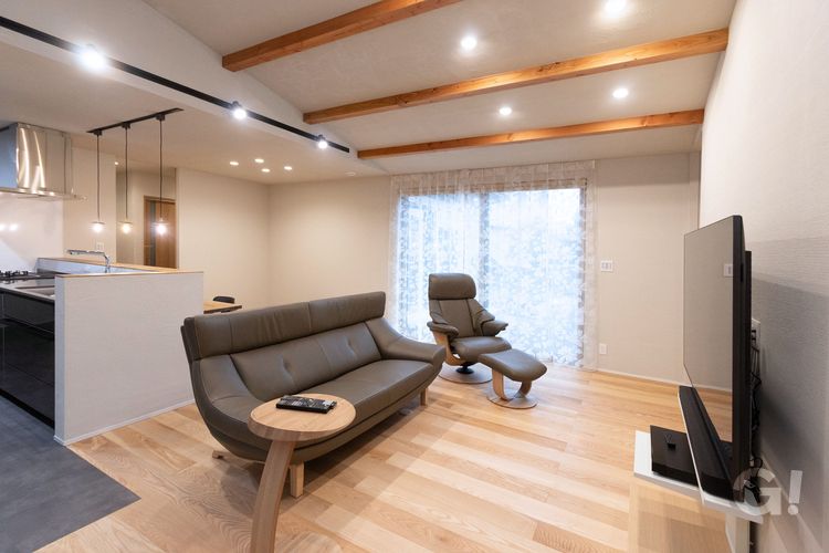 家族の距離がちょうどいい二世帯住宅　リビング