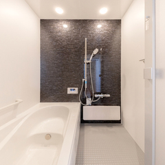 子育てを考えた間取りの高性能住宅　バスルーム