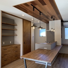 機能性抜群なオシャレな広い手洗い場