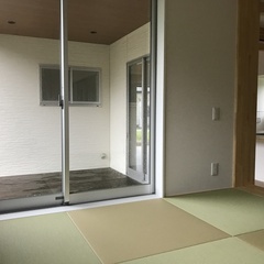 和室から半野外空間にバルコニーか室内に繋がる快適な動線