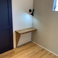 省スペースでもスタディコーナがあって嬉しい！アウトドア気分で過ごせる北欧スタイルの洋室