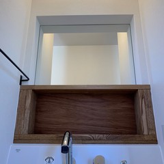 注文住宅の清潔感あふれるこだわりの造作洗面カウンター