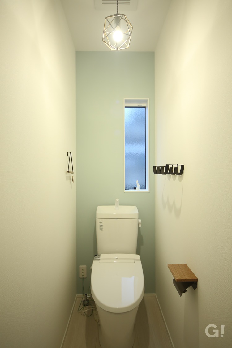 2階にある明るくすっきりとしたトイレ