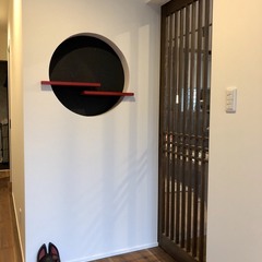 オーダーメイド飾り棚で和モダン玄関ホール