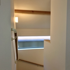 階段からのやさしい光