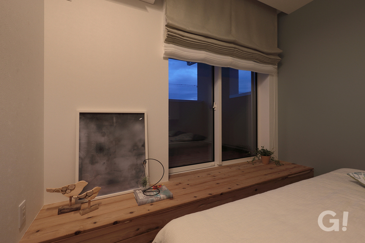 無垢材のベンチでおやすみ前のひと時を。北欧デザイン規格住宅TRETTIO GRAD(トレッティオ グラード)