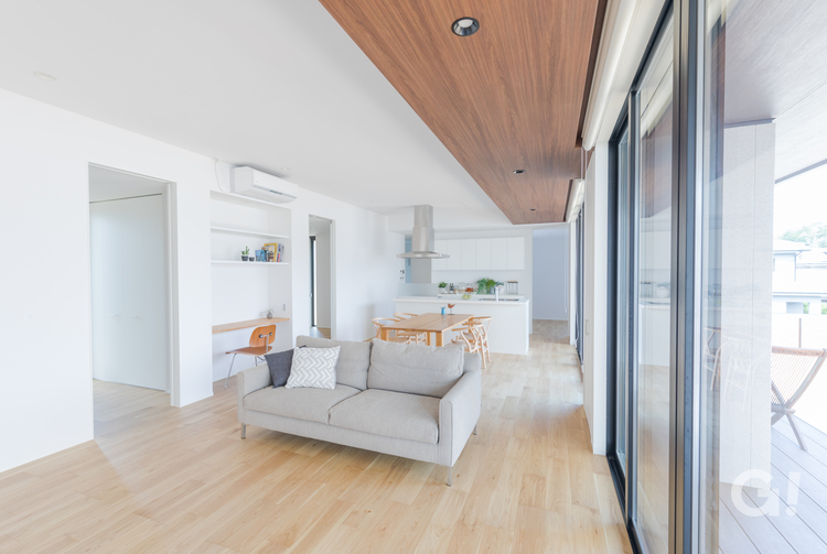 「おうち時間」を大切に心穏やかに時が流れる美しい規格住宅のリビング