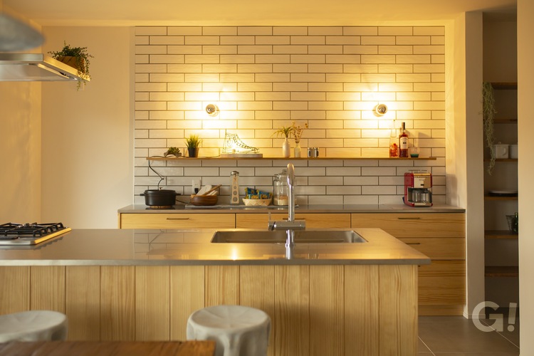 優しい空気感！あまりの居心地の良さに心癒される美しい規格住宅のキッチン