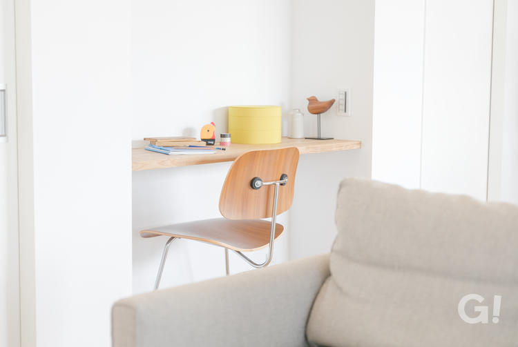 同じ空間に居ながら「自分時間」を過ごせる美しい規格住宅のワークスペース