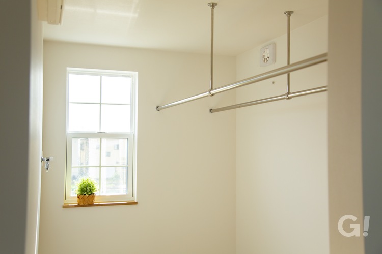 毎日あるお洗濯作業をストレスフリーで行える美しい規格住宅のランドリーム