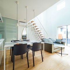 美しさを基調としたスタイリッシュなリビングダイニング