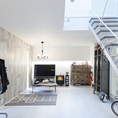 美しい規格住宅のオシャレなスケルトン階段