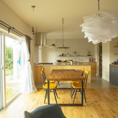 美しい規格住宅の心地よい北欧スタイルに癒される明るく開放的なLDK