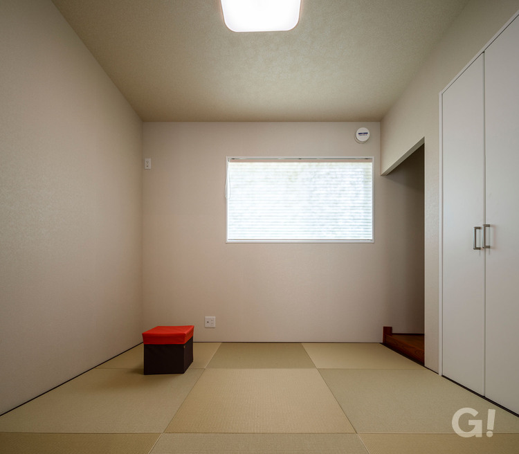 Japanese-style room