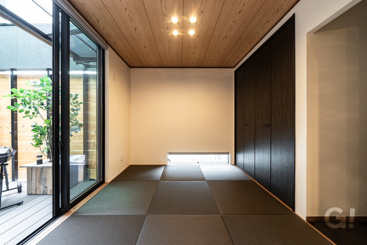 おしゃれでモダンな琉球畳のある空間の写真