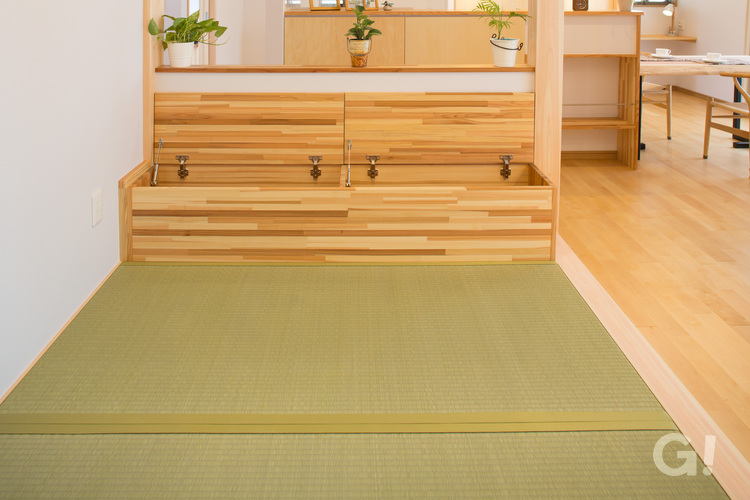 畳の香りに包まれた自然素材の収納ベンチ